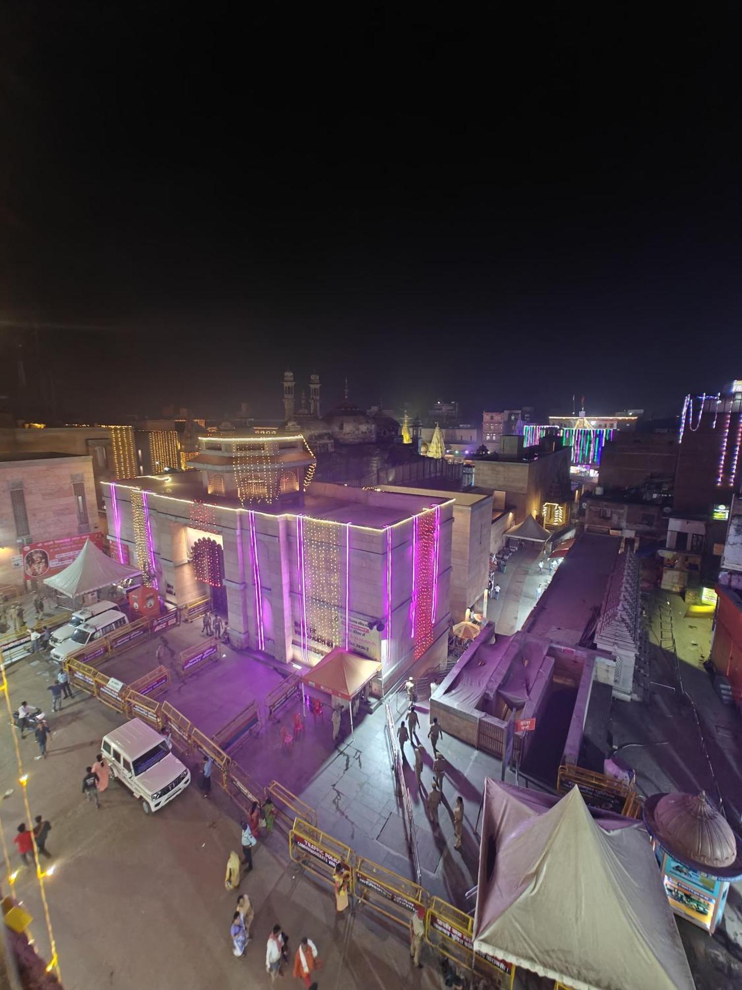 Shri Kailash Pati Guest House- Opposite Kashi Vishwanath Temple Варанасі Екстер'єр фото